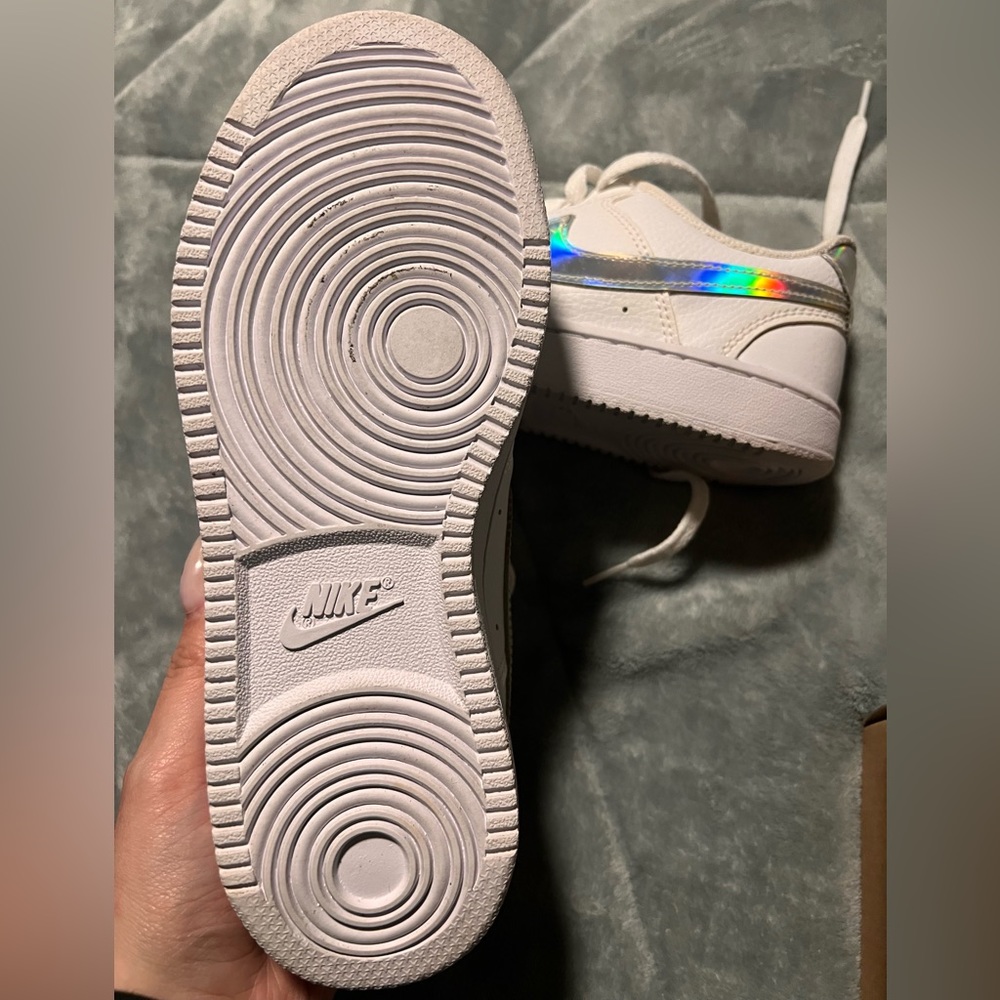 NWOT Nike - Picture 2 of 2